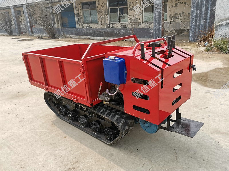 1噸履帶運(yùn)輸車(chē)