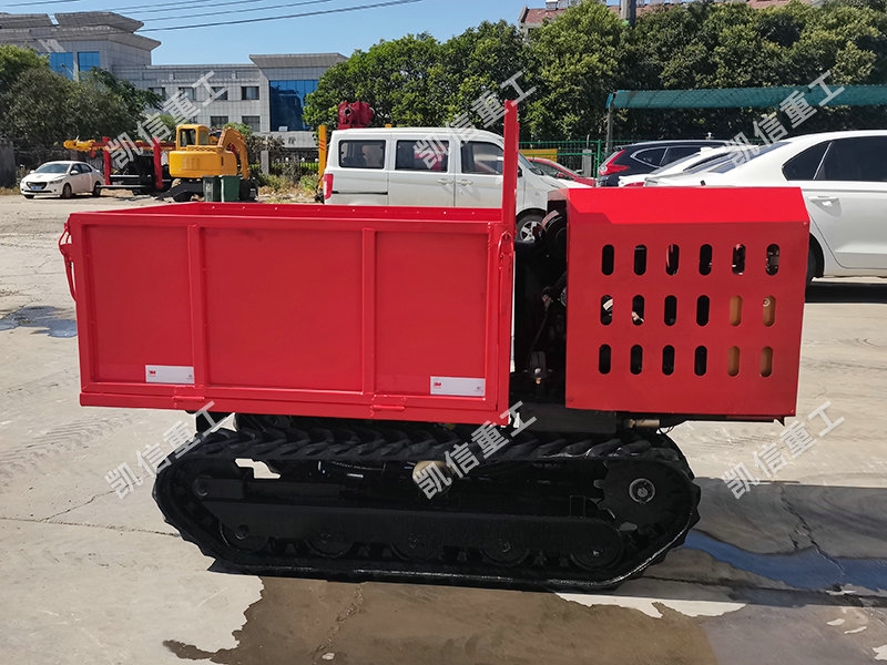 1.5噸履帶運(yùn)輸車(chē)